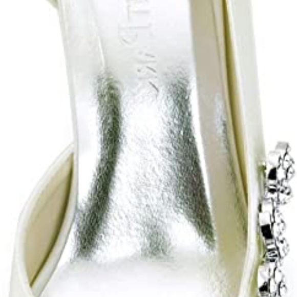 GORGEOUS WEDDING SHOES WITH ORIGINAL BOX!!! NEVER WORN! - Picture 2 of 6